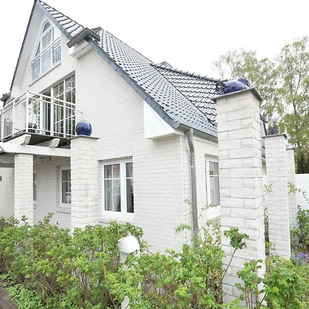 Mit Garten In Zingst, Cleaning Included *