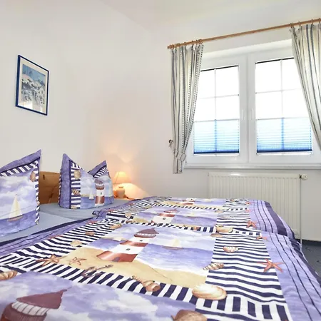 Holiday home Mit Garten In Zingst, Cleaning Included Zingst