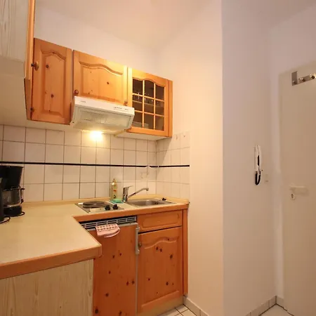 Holiday home Mit Garten In Zingst, Cleaning Included