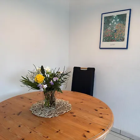 Mit Garten In Zingst, Cleaning Included Holiday home *
